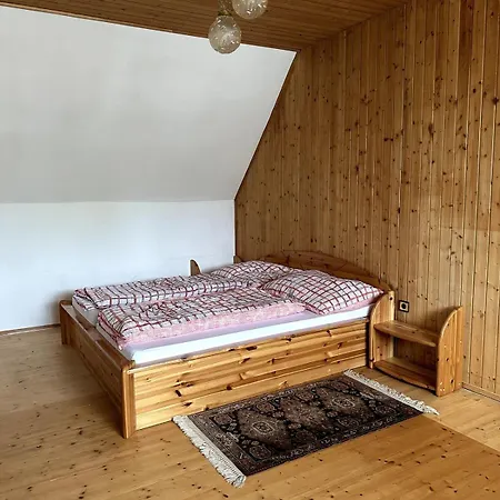 F1 - Motogp House With Garden