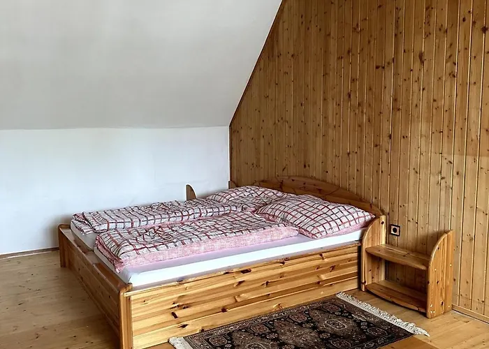 F1 - Motogp House With Garden