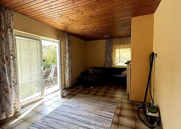 F1 - Motogp House With Garden *